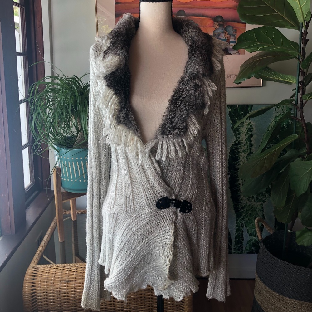 Alberto Makali Size Medium 10 12 Tan Brown Sweater